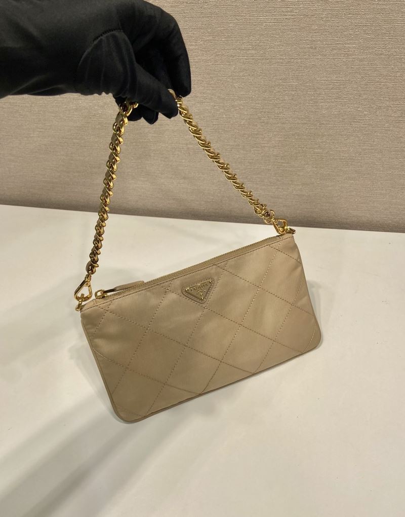 Pra*a hobo bags